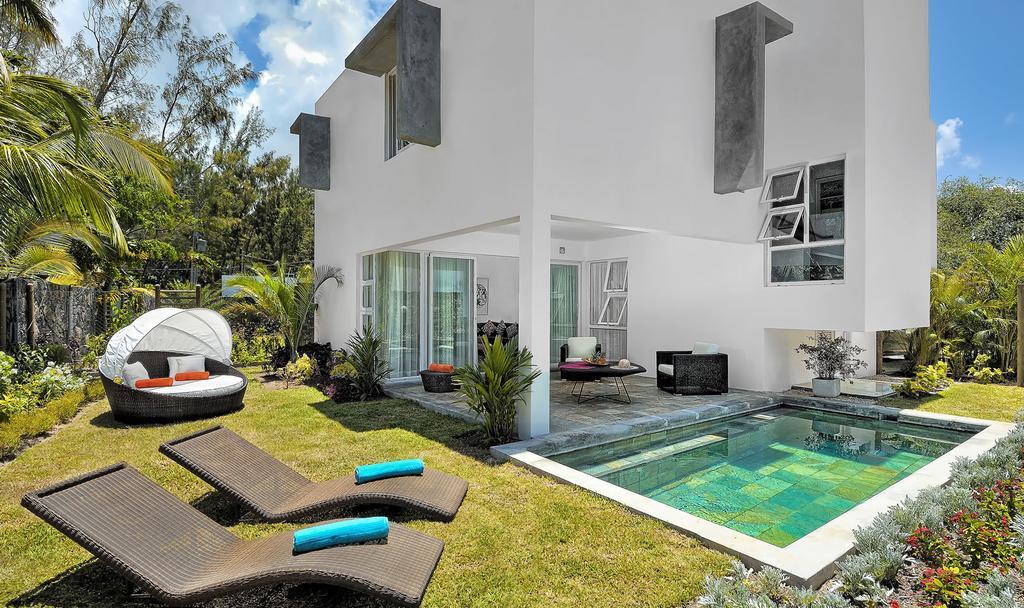 So Beach Villa In Situ Roches Noires Стая снимка