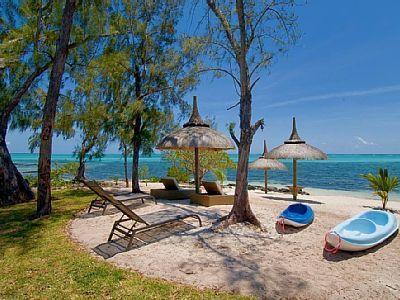 So Beach Villa In Situ Roches Noires Стая снимка